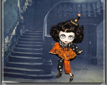 Blythe ~ Traje de 4 piezas inspirado en el circo de Halloween vintage ~ Por KarynRuby
