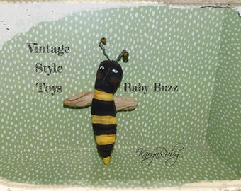 Juguete estilo vintage ~OOAK de Blythe ~ WhiMsiCaL Baby Buzz Bumble Bee para Blythe de la artista KarynRuby