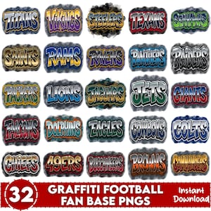Puede incluir: Una colección de 32 PNG de estilo grafiti con los nombres de los equipos de la NFL, incluyendo "Titans", "Vikings" y "Steelers". Cada nombre de equipo está renderizado en letras audaces y coloridas con un fondo texturizado y ahumado. La imagen también incluye el texto "GRAFFITI FOOTBALL FAN BASE PNGS."