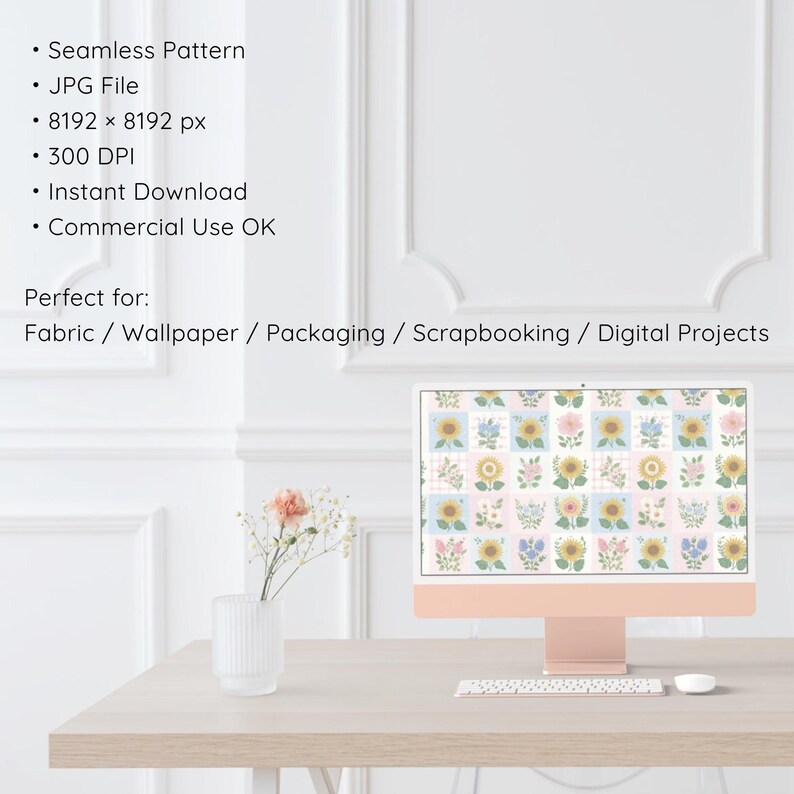 Op de afbeelding: Een desktopcomputer met een bloemenpatroon op het scherm, met zonnebloemen en andere bloemen in een rasterontwerp. De tekst op het scherm luidt: "Seamless Pattern, JPG File, 8192 x 8192 px, 300 DPI, Instant Download, Commercial Use OK."