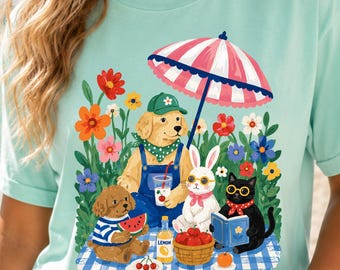 PNG de picnic con animales, diseño de camiseta para picnic de verano, gráfico de animales lindos, PNG de picnic estilo cottagecore, gráfico de camiseta para picnic, diseño de camiseta para amantes de los animales