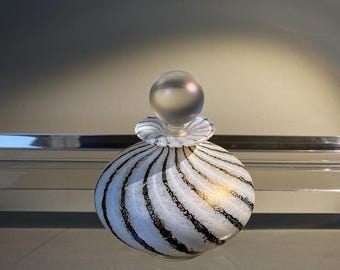1989 Isle of Wight Studio Glass "Victorian" Gold White Squat Scent Bottle by Jonathan Harris – Rare One-Year Production Run