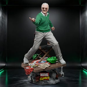 Stan Lee Fanart STL Statue + Bust | 1/6 Scale | Iconic Comic Creator with Diorama Base & Props | 3D STL Print File Model Download