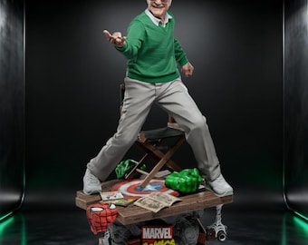 Stan Lee Fanart STL Statue + Bust | 1/6 Scale | Iconic Comic Creator with Diorama Base & Props | 3D STL Print File Model Download