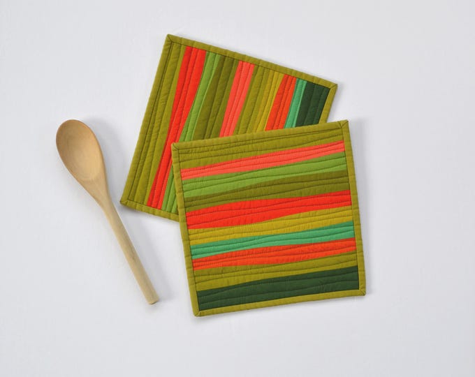 Circus Green Drape Potholder