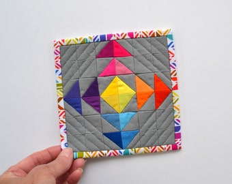 Mini Quilt, Geometric Quilt, Quilted Mug Rug, Fabric Postcard, Mini Quilt, Mini Mini Quilt