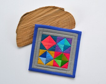 Mini Quilt, Geometric Quilt, Quilted Mug Rug, Fabric Postcard, Mini Quilt,  Mini Mini Quilt