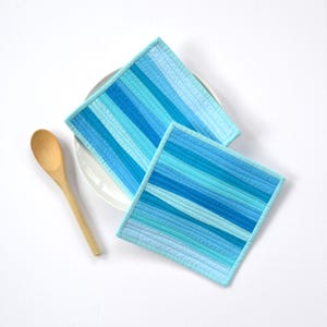 Blue Pot Holders, Pot Holders, Modern Kitchen Decor, Modern Pot Holders, Blue Trivet