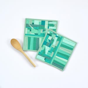 Aqua Potholders, Pot Holders,  Modern Pot Holders, Hostess Gift (set of 2), Teal Hot Pads, Abstract Table Decor