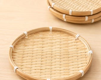 Bamboo Soba Noodle Plate, Japanese Woven Bamboo Tray, Round Zaru Serving Plate for Sushi, Tempura, Snacks, Natural Kitchen Tableware
