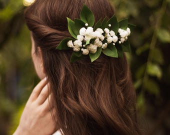 Baby's Breath Bridal Hair Comb, Green Leaves Woodland Wedding Headpiece