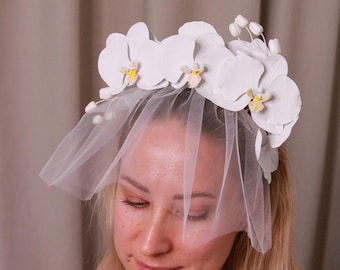 White orchid crown. Kentucky derby Floral wedding headband. White fascinator headband birdcage veil.