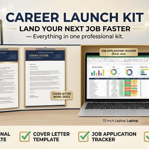 Può includere: Un cartello in legno rustico con la scritta "Welcome to our porch" in lettere bianche. Il cartello presenta una finitura invecchiata e un design semplice e invitante, perfetto per l'arredamento esterno.