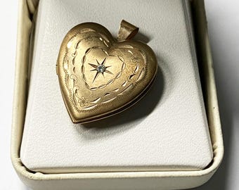 Medallón de corazón de oro