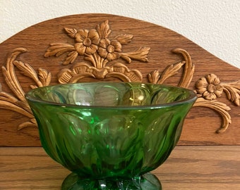 Fairfield Green Glass Pedestal Bowl, Anchor Hocking, St. Patrick's Day Decor, Candy Bowl, Arrangement Bowl, Green Centerpiece, MCM Vintage