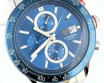 Orologio da polso vintage da uomo Tag Heuer Carrera Chronograph con quadrante blu e tachimetro al quarzo.