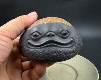 Handmade Purple Clay Money Toad Tea Pet, Lucky Toad Figurine, Feng Shui Tea Decor