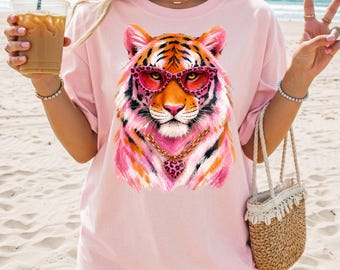 Easy Tiger Leopard  Graphic Shirt,  Brushstroke Pink Tiger  Shirt, Tiger Graphic Tee, Animal Shirts, Beach Summer Outfit, Tiger Lover Gift