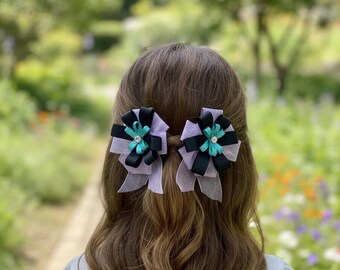 DUE fiocchi per capelli coordinati, fatti a mano con nastro – Fermagli da boutique con dettagli floreali per ragazze