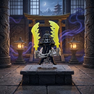 Puede incluir: Una figura Lego de ninja con casco y capa negros, empuñando dos espadas de energía amarillas. La figura está encadenada y se encuentra sobre una plataforma de piedra en un entorno de estilo japonés con linternas y una pagoda al fondo.