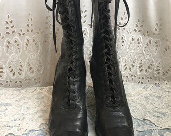 ladies black boots size 5