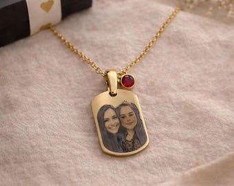 Personalized Photo Pendant Necklace – Stainless Steel Engraved Necklace