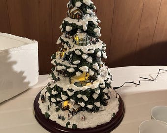Thomas Kinkade Village Christmas Illuminated Tree 2004 Bradford Editions V7067