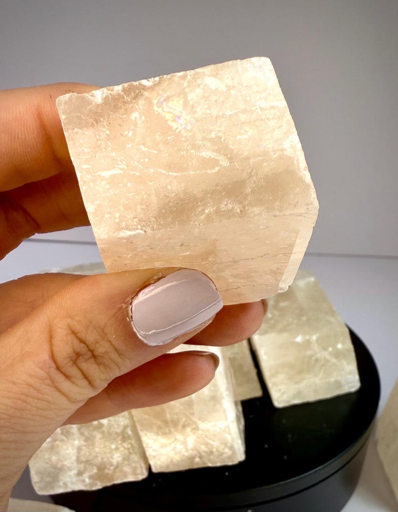 Fatias de Calcita Manganosa Arco-Íris | Calcita Rosa Natural com Brilho UV imagem 10