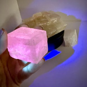 Fatias de Calcita Manganosa Arco-Íris | Calcita Rosa Natural com Brilho UV imagem 15