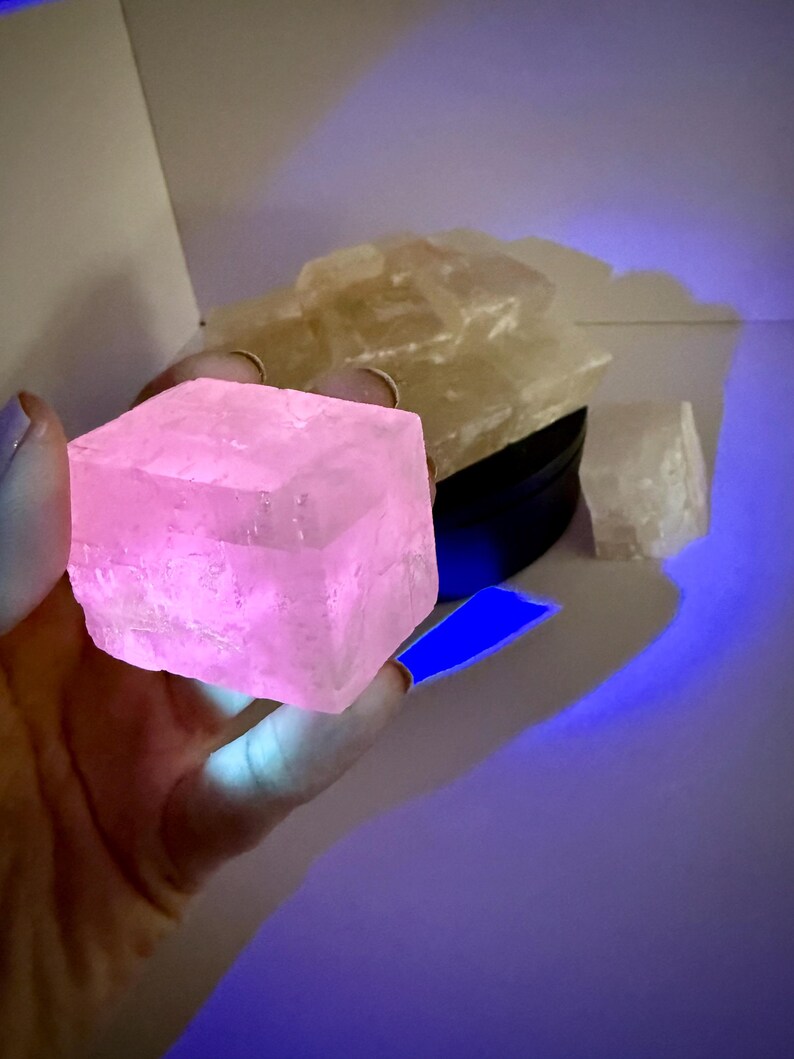 Fatias de Calcita Manganosa Arco-Íris | Calcita Rosa Natural com Brilho UV imagem 15