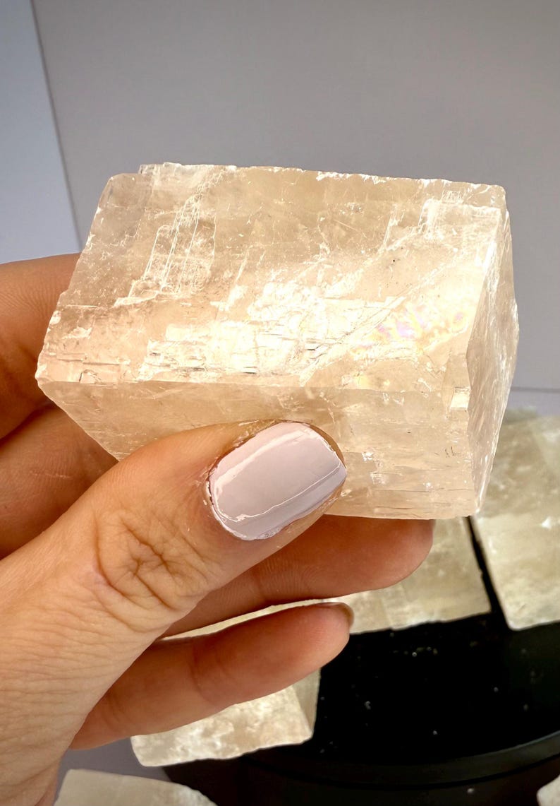 Fatias de Calcita Manganosa Arco-Íris | Calcita Rosa Natural com Brilho UV imagem 9