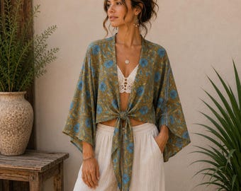 Bloemenprint met klokmouwen, handgemaakte boho-overslagtop, festivalkleding van katoenmix