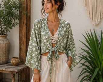 Croptop met bohomouwen, statement festivalkleding voor dames, blouse met wijd uitlopende mouwen