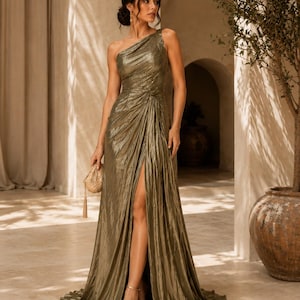 gold dress on brown skin Dark Wedding sizechart_brandy-dress-size-chart