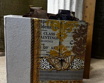 Diario de recortes hecho a mano – Collage vintage en sepia, efímeros musicales, estilo art déco