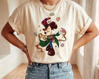 Disneyland Micky verrückter Hutmacher Alice Shirt, Disney Wunderland Crossover T-Shirt, Vintage gewaschenes Themenpark Tshirt, Magic Kingdom Tee-Party-Outfit