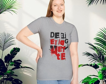 Desi Etikette T-Shirt | Typografisches Urban Grunge Tee