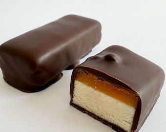 Barre protéinée au beurre de cacahuète et au caramel, riche en protéines, sans sucre, sans gluten