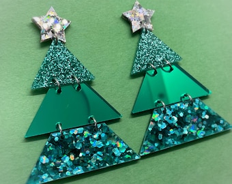 Green Christmas tree drop dangle earrings - topped off with holographic star acrylic