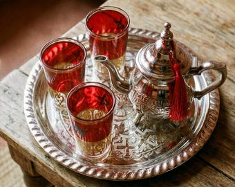 Small Moroccan Tea Set, 5 Piece Tea Serving Kit with Red Star Glasses and Engraved Tray, Authentic Serveware for Three