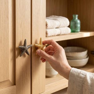 Pomello per mobile a forma di stella marina in ottone, maniglia per cassetto in stile costiero, gancio da parete nautico, maniglia per armadio per bambini, accessori per casa al mare
