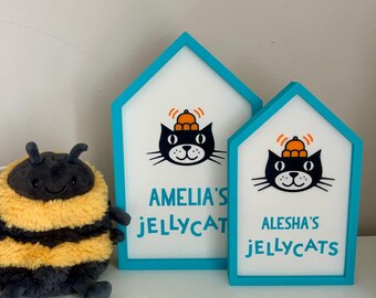 Custom Jellycat Display Sign | Personalised 3D Printed Name Tag Stand for Plush Toy Shelves & Bedroom Decor