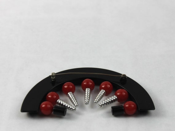 1940s Black and Red Bakelite Brooch Pin Machine A… - image 5