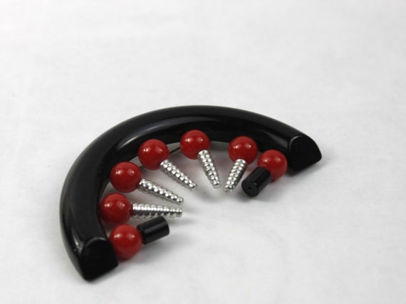1940s Black and Red Bakelite Brooch Pin Machine A… - image 2