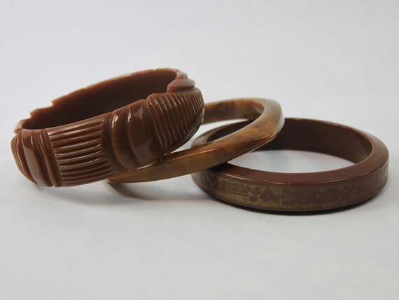 Bakelite Bangle Stack Set Brown Carved Mississipp… - image 2