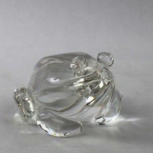 Steuben Crystal Frog Paperweight Figurine by Lloyd Atkins