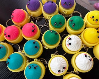 1 fidget clicky viral dumpling squishy keychain