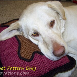 Dog Days Trio CROCHET PATTERN Dog Bone Pillow, Paw Purse Treat Pouch, Pocket Organizer image 3