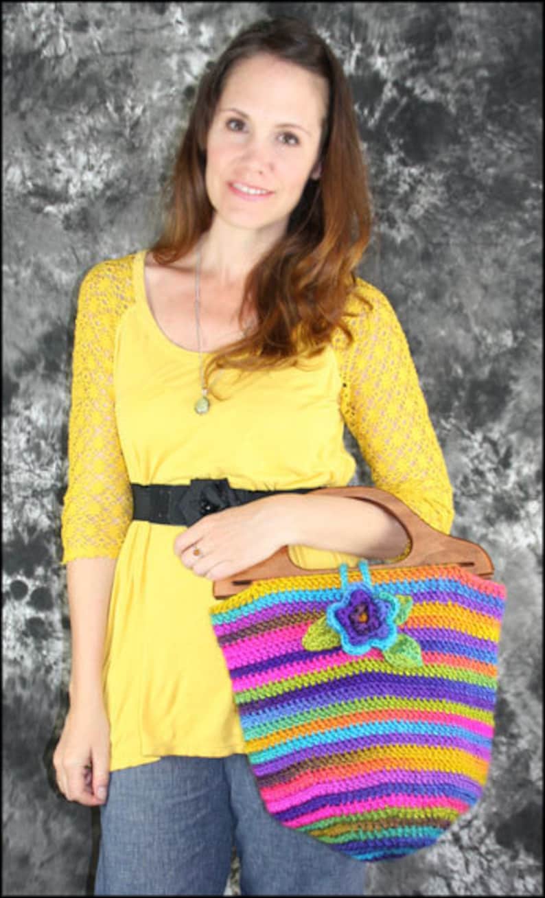 Bohemian Handbag crochet pattern bag with wooden handles and flower button Plus Bonus Purse Pattern image 2