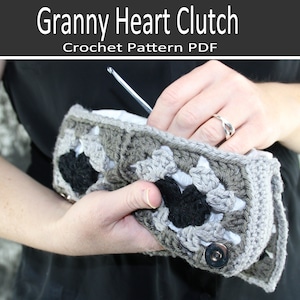 Heart Centered Granny Square Clutch Purse CROCHET PATTERN Handbag Crochet Hook Storage Bag, Pencil Case image 1